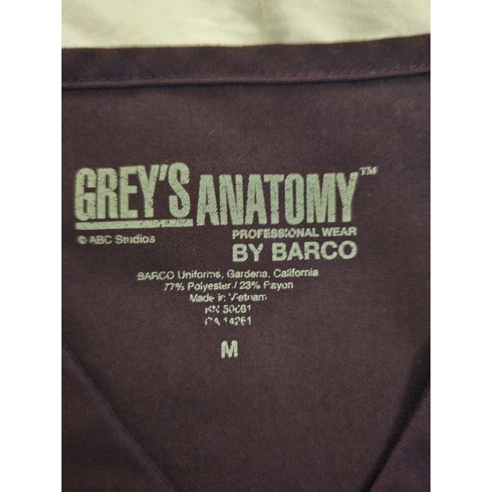 Grey's Anatomy 2 Pocket Mock Wrap Scrub‎ Top 4153 Purple Size Medium ABC - Picture 3 of 6